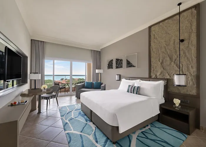 Fujairah Rotana Resort & Spa - Al Aqah Beach